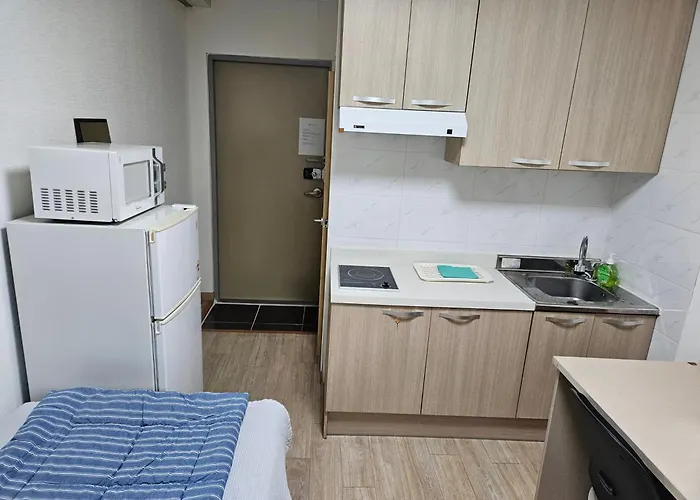 Hongdae, Sinchon Yeonhui House